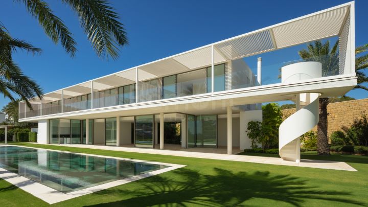 Luxury 5-bedroom designer villa for sale in Finca Cortesin, Casares