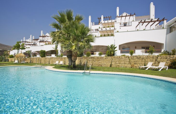 Develompment of apartments and penthouses in the Golf Valley, Marbella