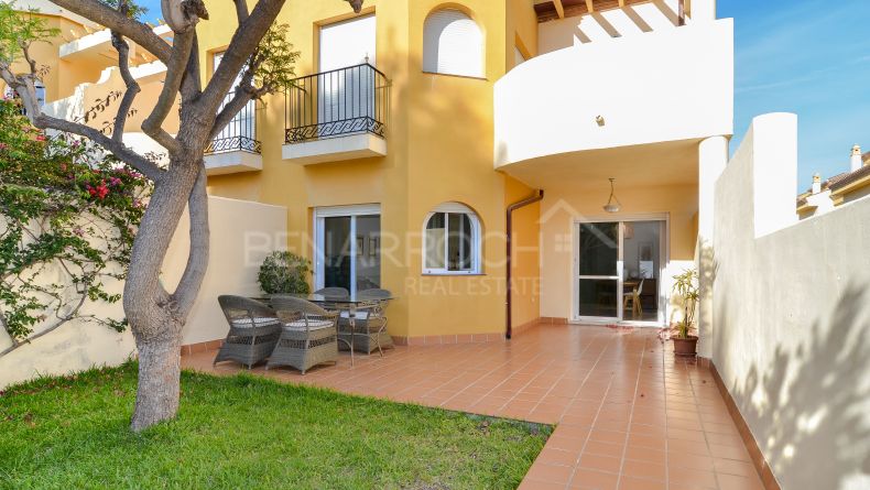 Golden Mile, Corona de Nagueles, Andalucian style townhouse