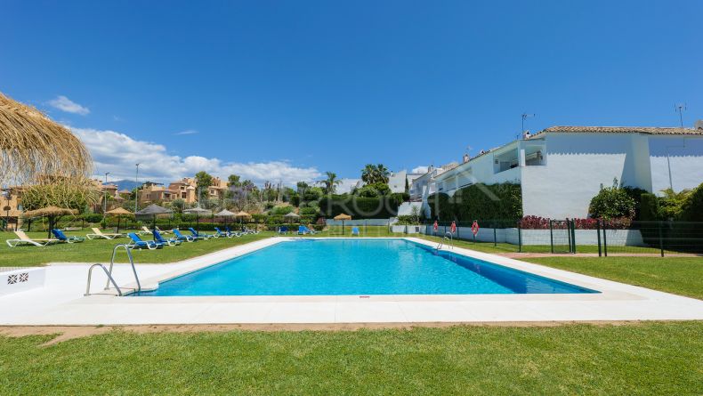 Appartement au rez-de-chaussée à El Campanario, Estepona