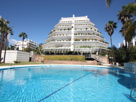 Cipreses del Mar, Marbella