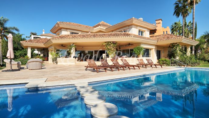 La Cerquilla, Nueva Andalucia