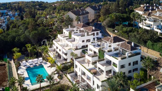 Lomas del Rey, Marbella Golden Mile