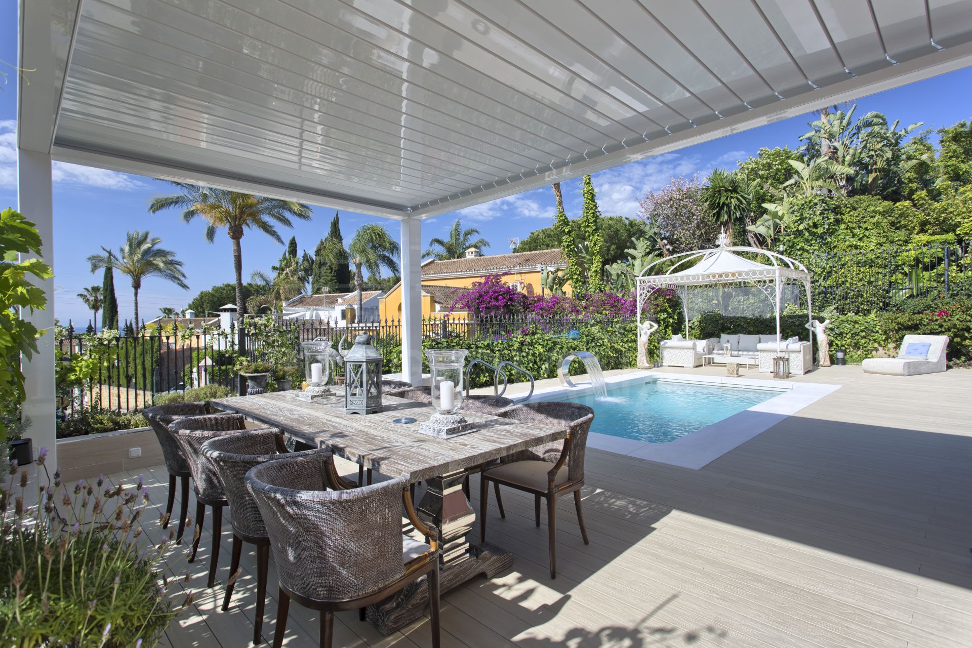Magnificent luxury villa for sale in the emblematic neighbourhood of Rocio de Nagüeles, Marbella Golden Mile