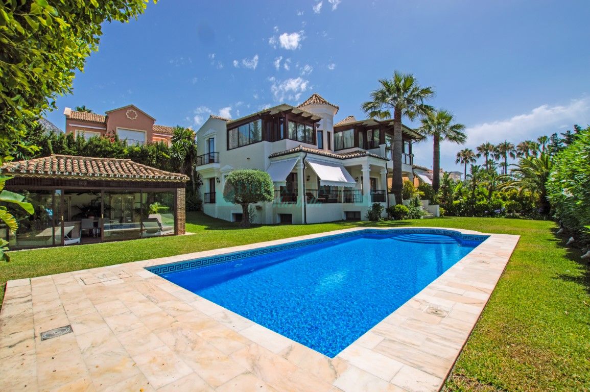 Villa for sale in Sierra Blanca, Marbella Golden Mile