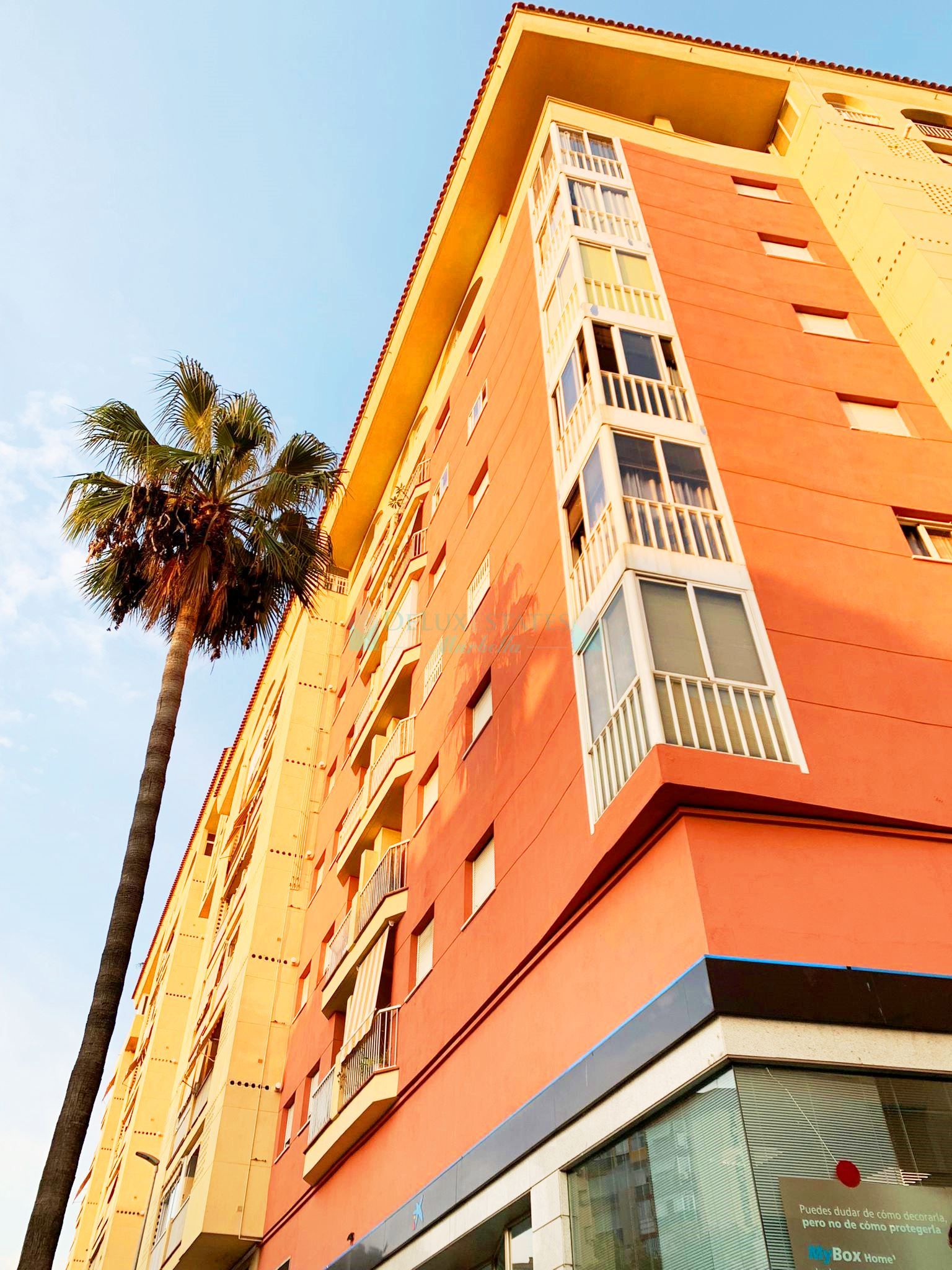 Apartment for rent in Plaza de toros-La Ermita, Marbella
