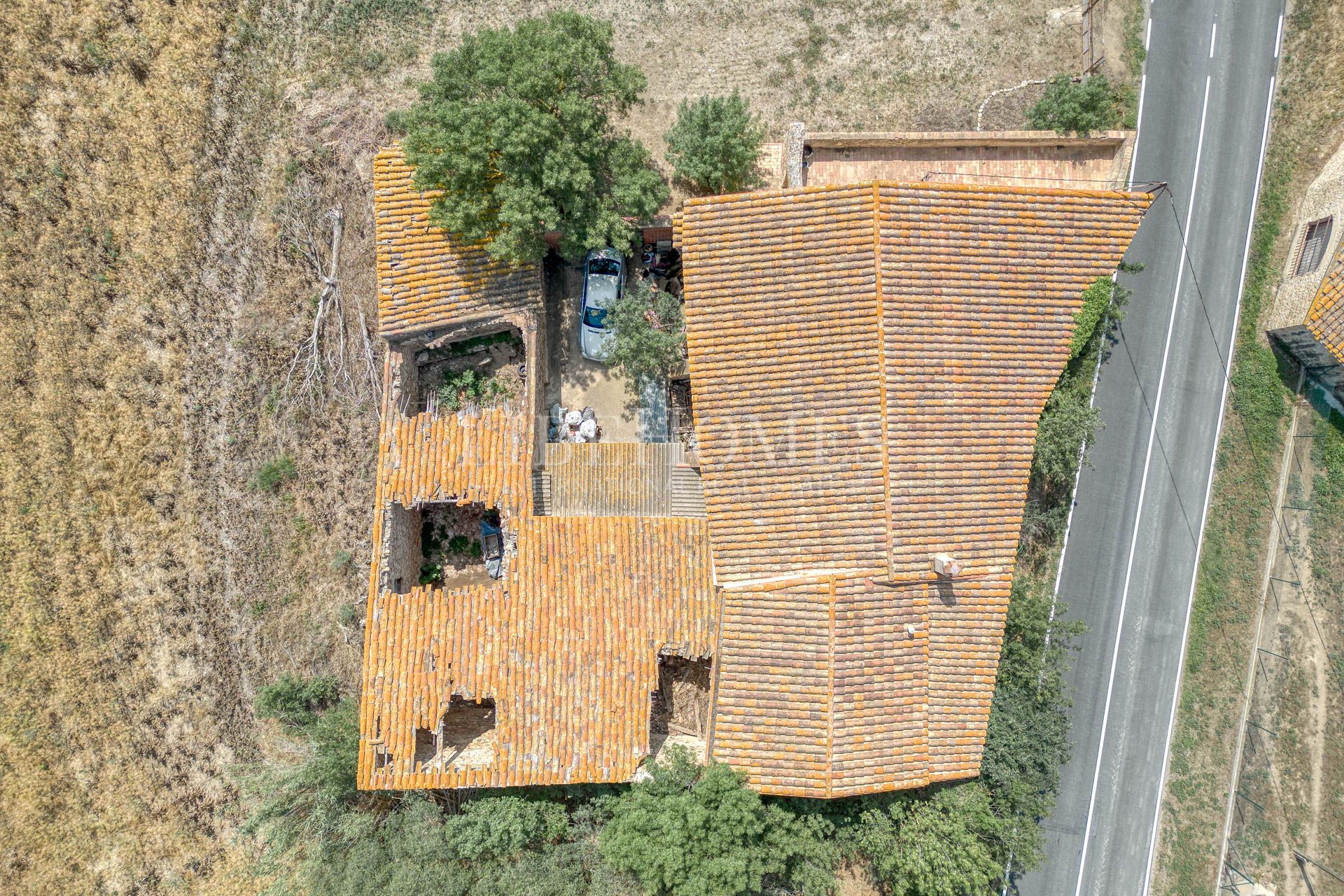 Country house with plot of 2.14 hectares in Peralada, Costa Brava