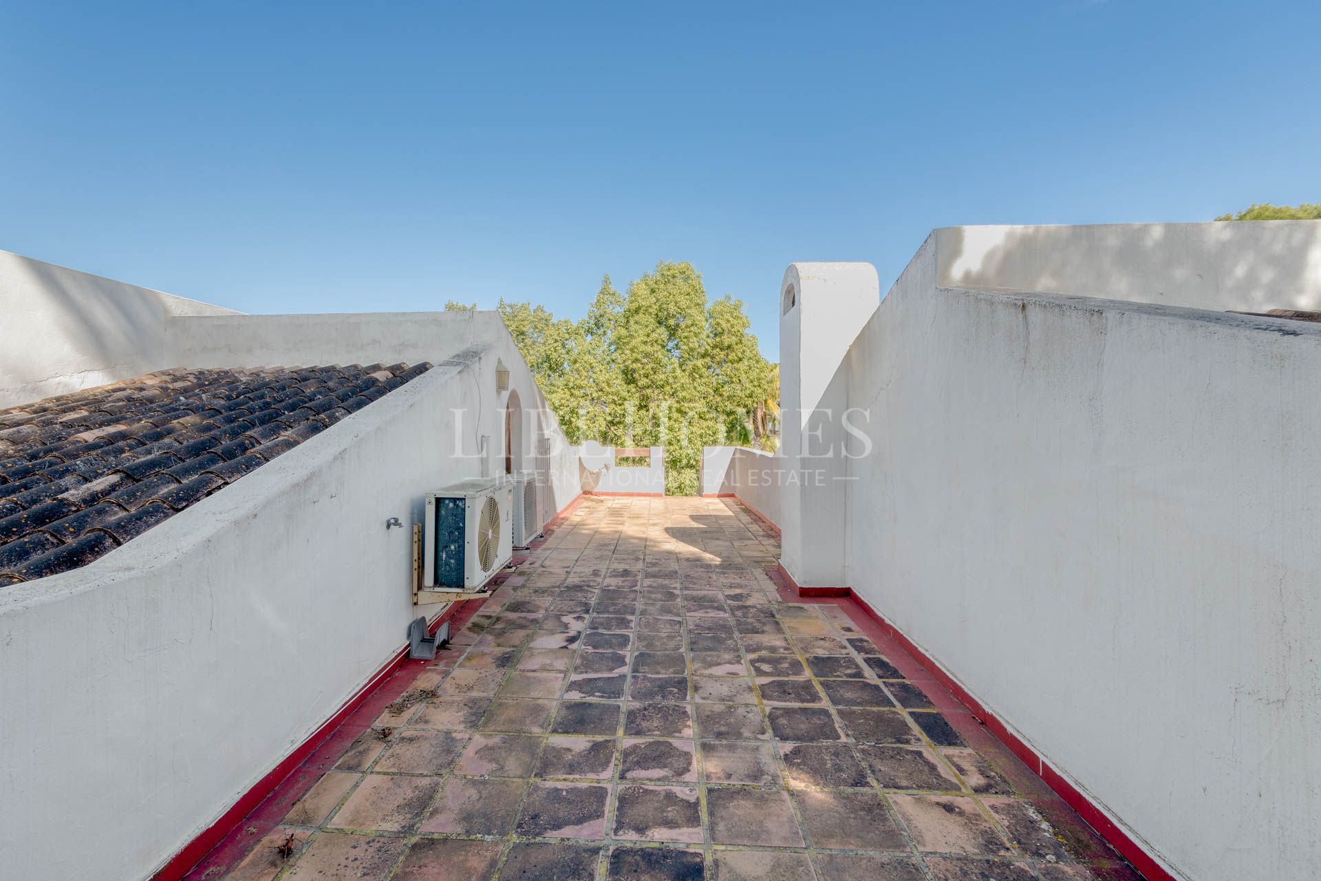 Cozy semi-detached house in the exclusive area El Tosalet, Javea