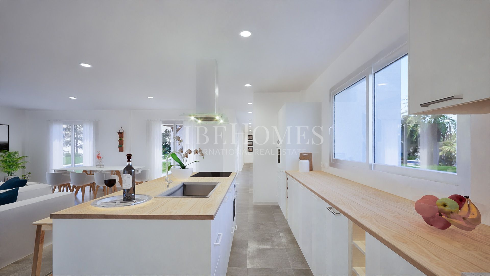 Terreno edificable muy cerca de Estepona, con increíbles vistas al mar