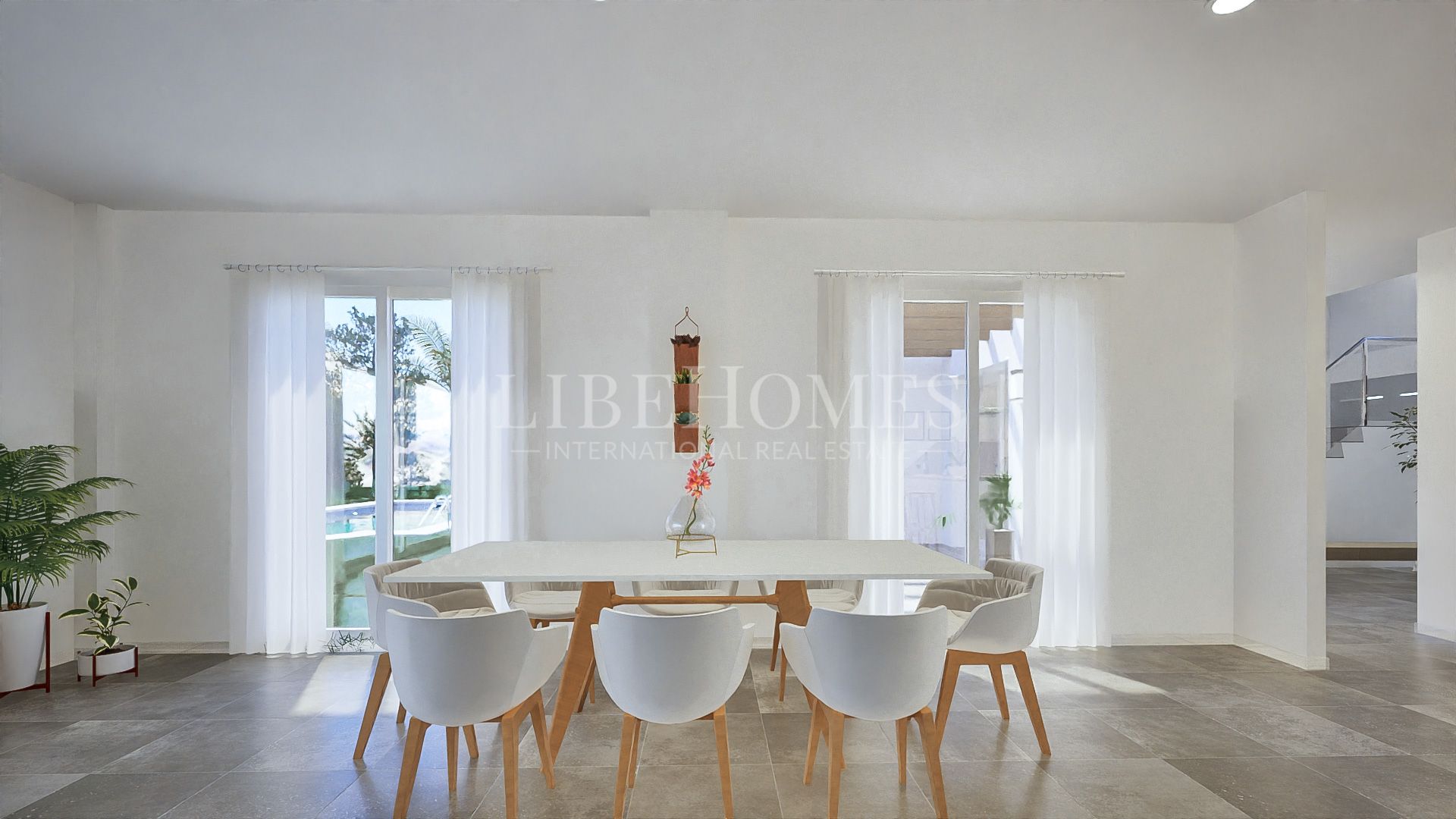 Terreno edificable muy cerca de Estepona, con increíbles vistas al mar