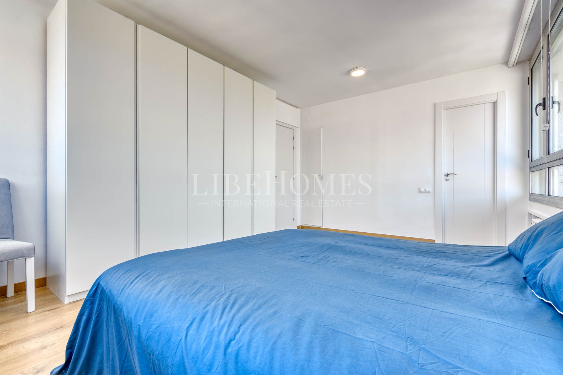 Apartment in Barcelona center, panoramic views of city and the sea