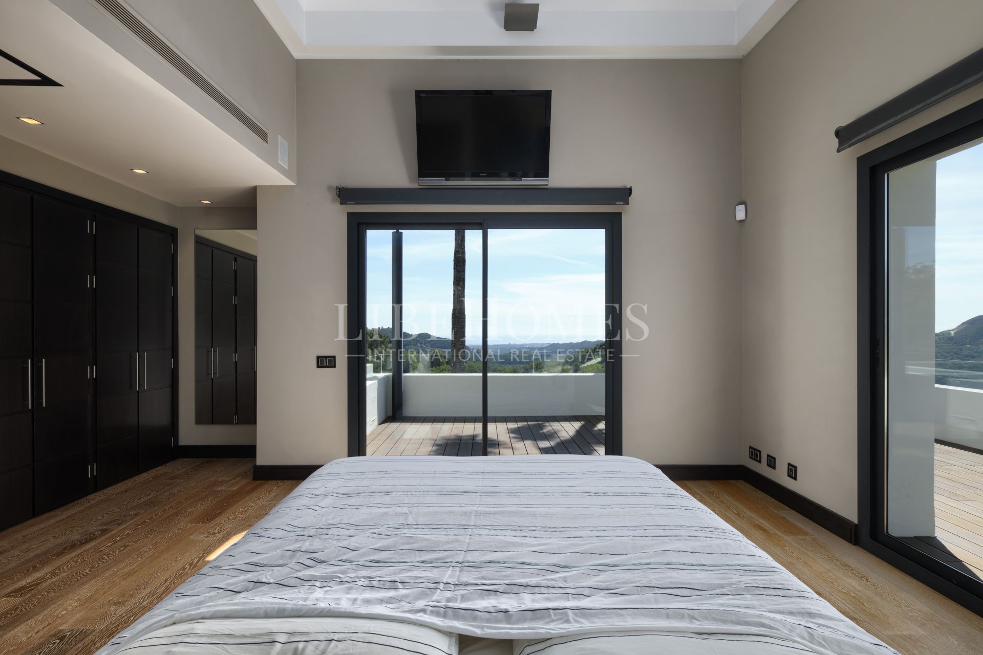 Villa con increíbles vistas panorámicas en Istán, cerca de Marbella