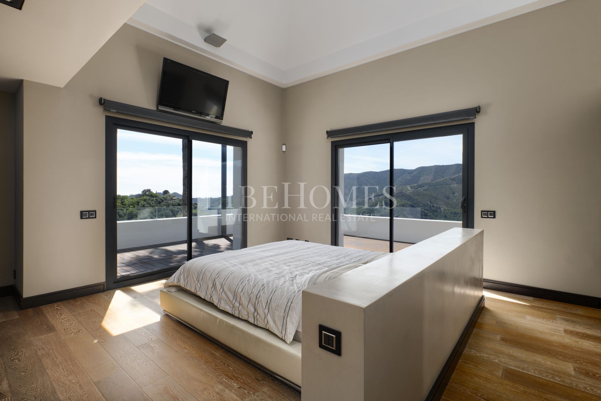Villa con increíbles vistas panorámicas en Istán, cerca de Marbella