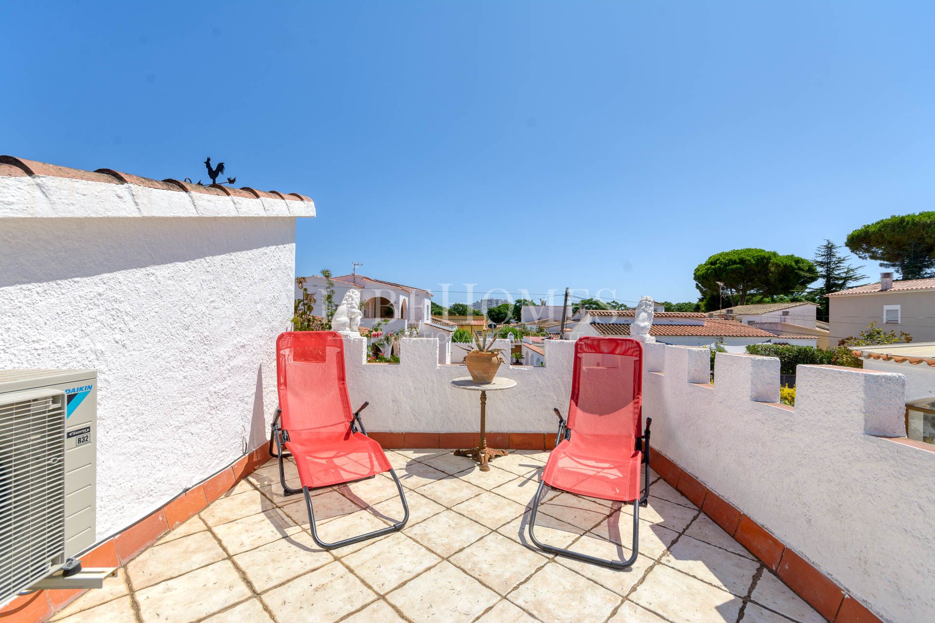 House with pool near the sea in Montgri, Empuriabrava, Costa Brava