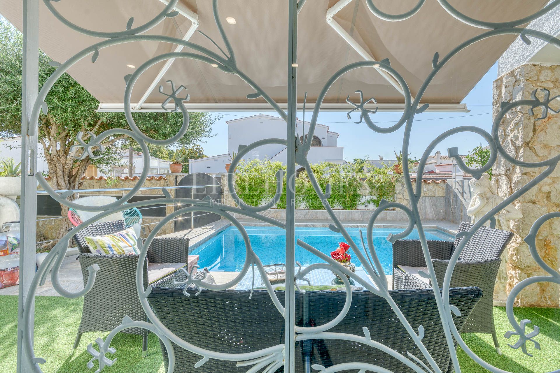 House with pool near the sea in Montgri, Empuriabrava, Costa Brava