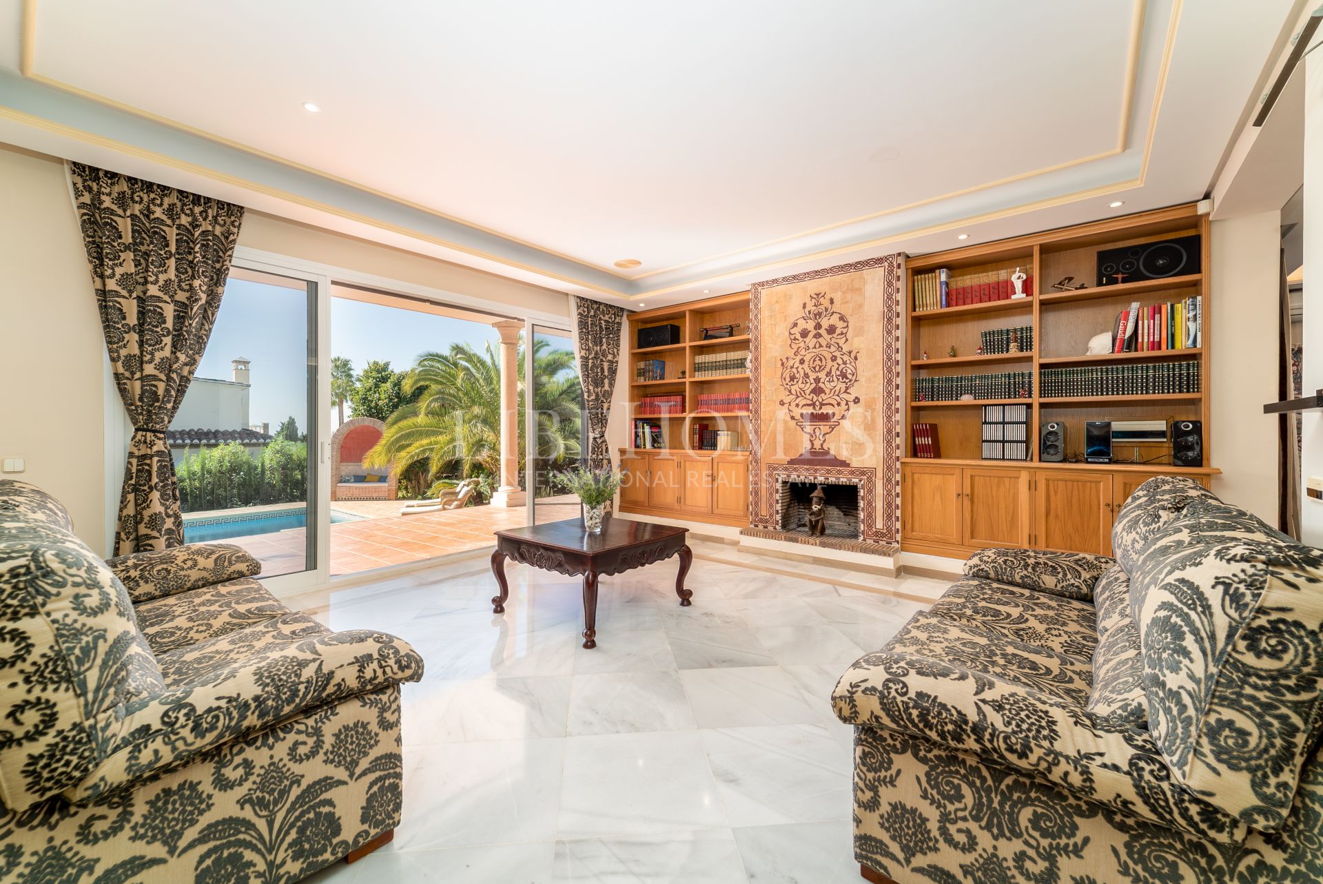 Villa familiale de style traditionnel à Paraíso Alto, Benahavis