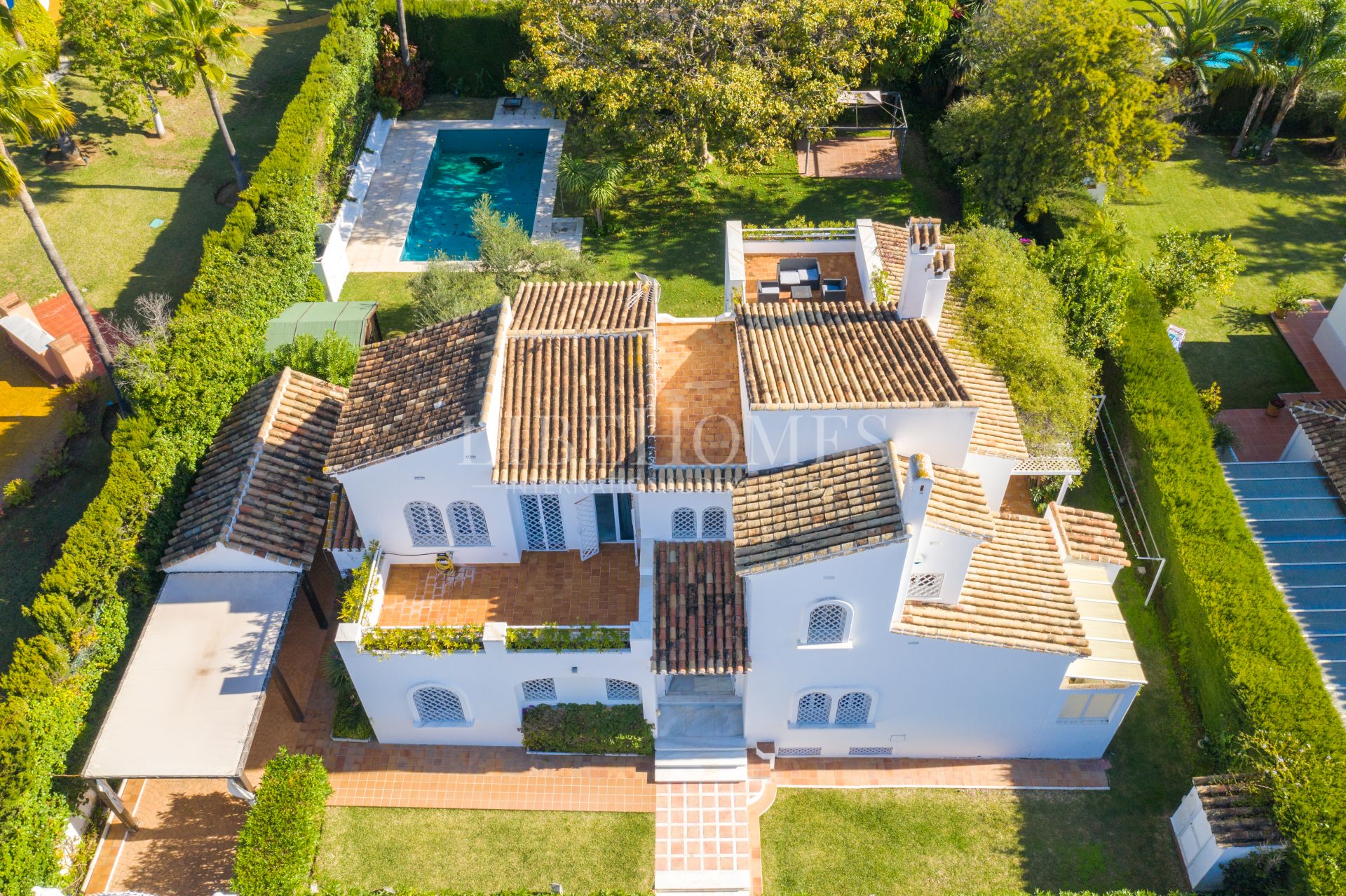 Family chalet in Elviria, Marbella, unbeatable location