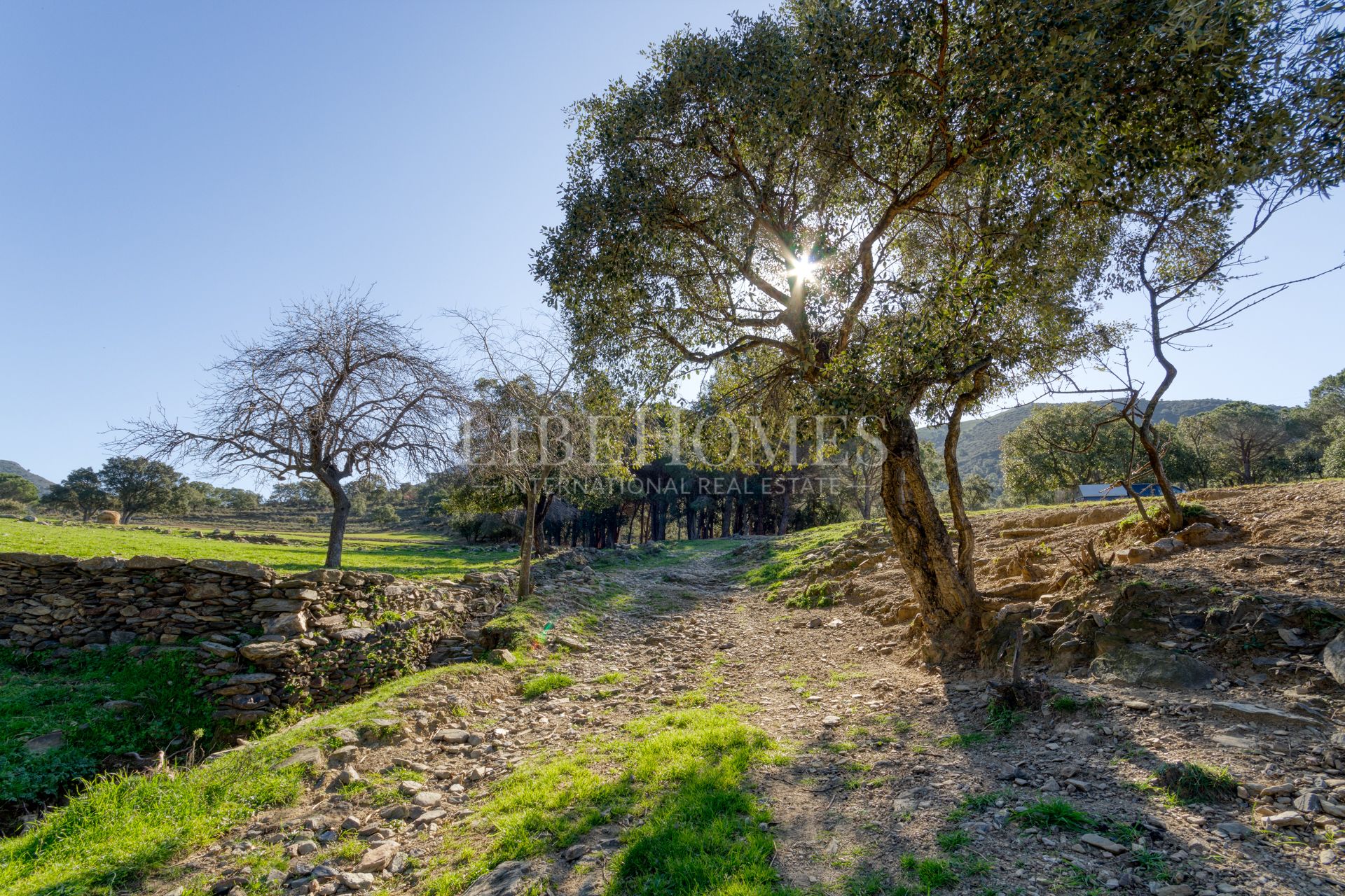 Maison de campagne de 40 hectares à la baie de Roses (Costa Brava)