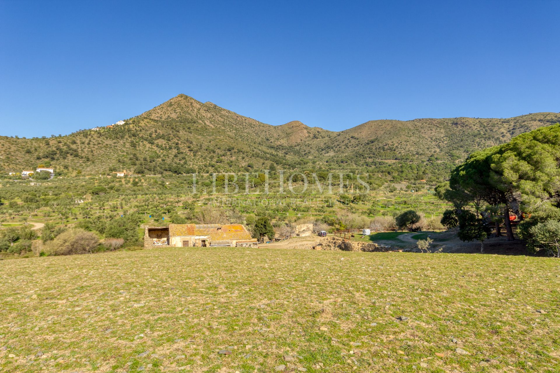 Maison de campagne de 40 hectares à la baie de Roses (Costa Brava)