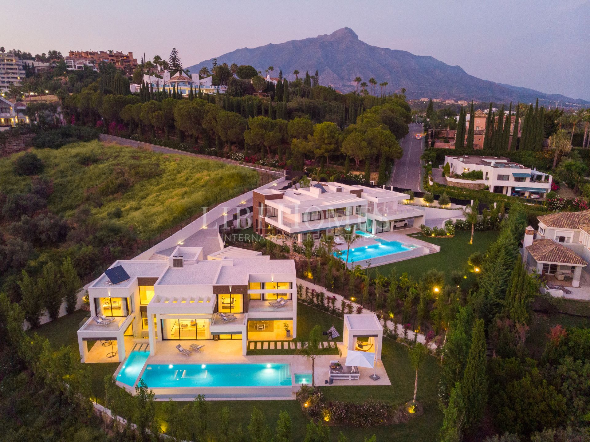 Villa de luxe, déjà construite, à
