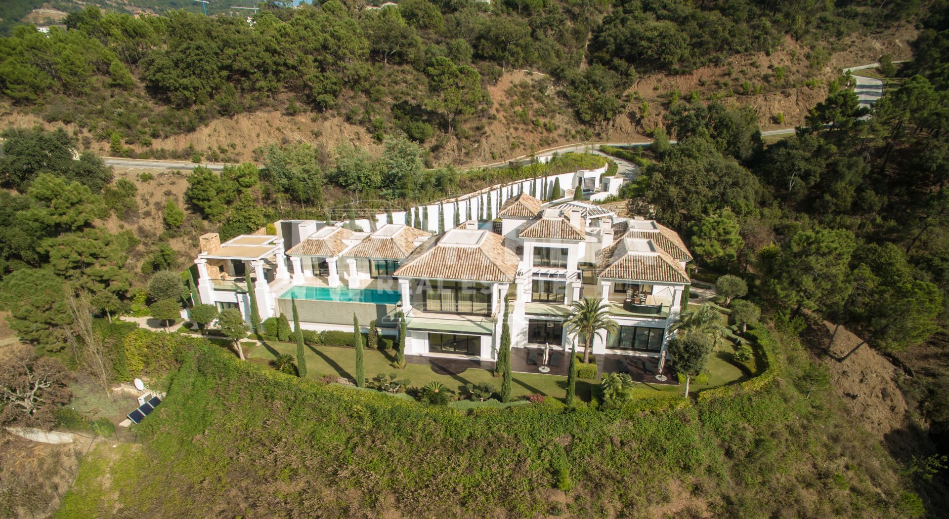Benahavis, Outstanding Modern/Contemporary Villa in La Zagaleta Golf and Country Club, Benahavis