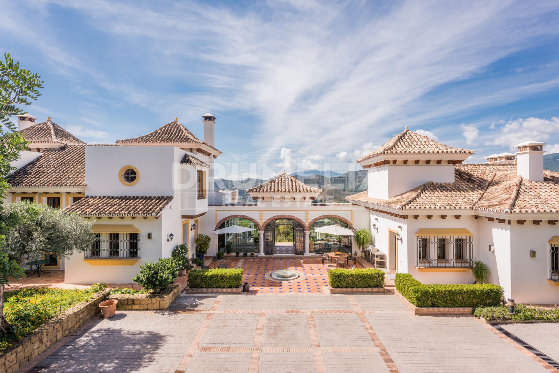 Benahavis, Fabulous Mediterranean Mansion in La Zagaleta, Benahavis