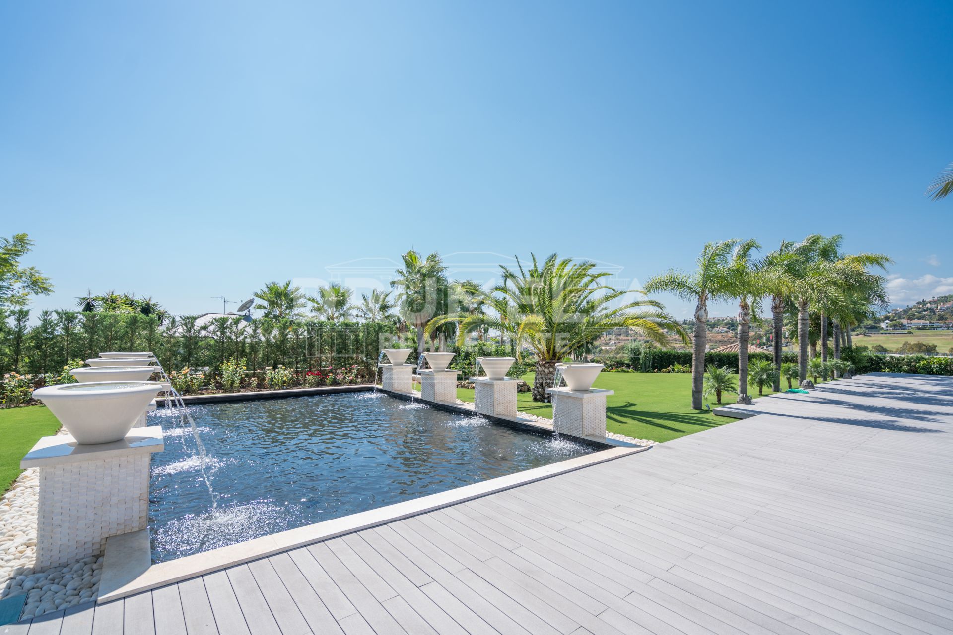 Villa in Lomas del Colorado, Nueva Andalucia