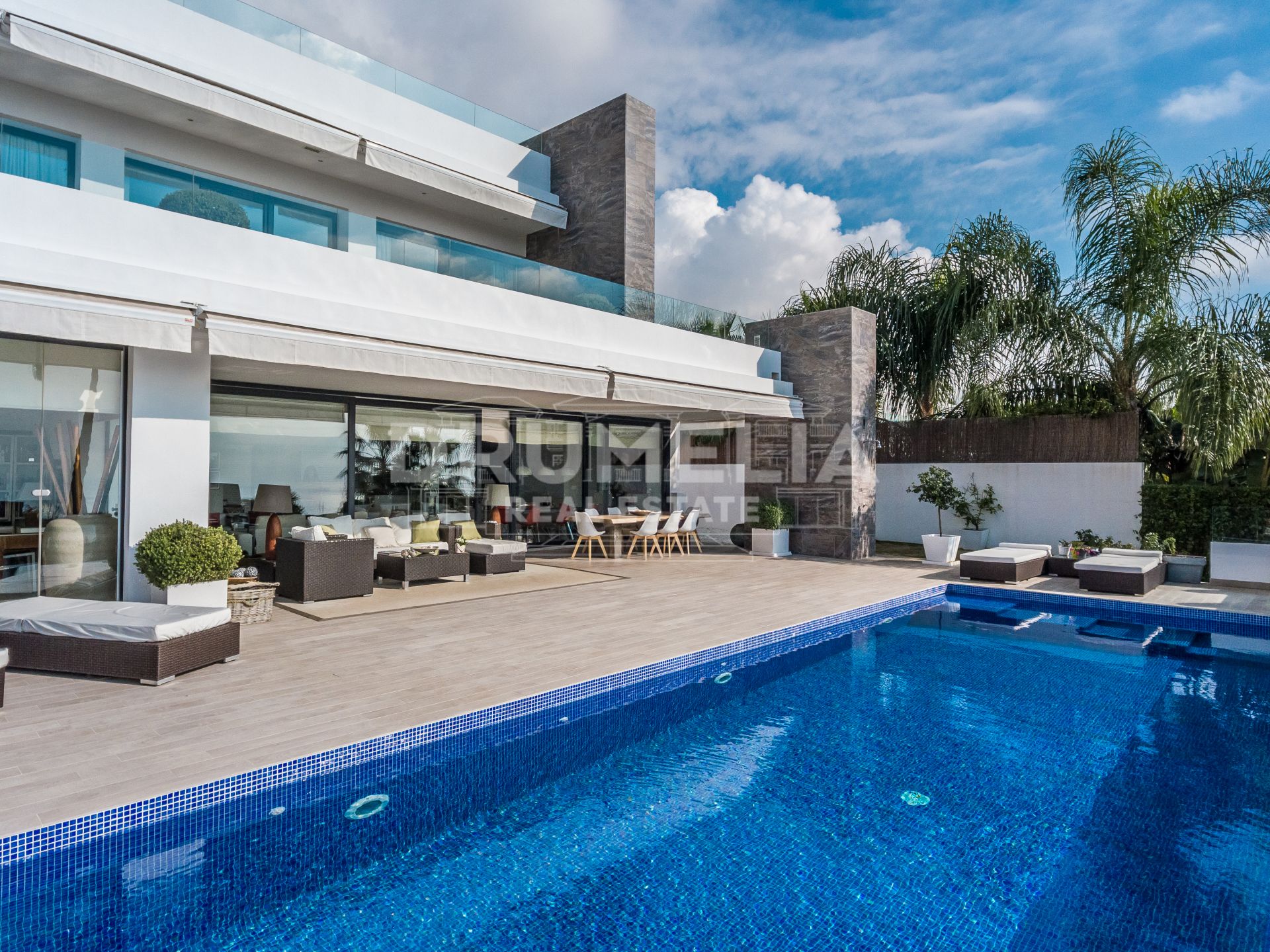 Marbella Golden Mile, Outstanding Modern Villa in Rocio de Nagüeles, Marbella Golden Mile