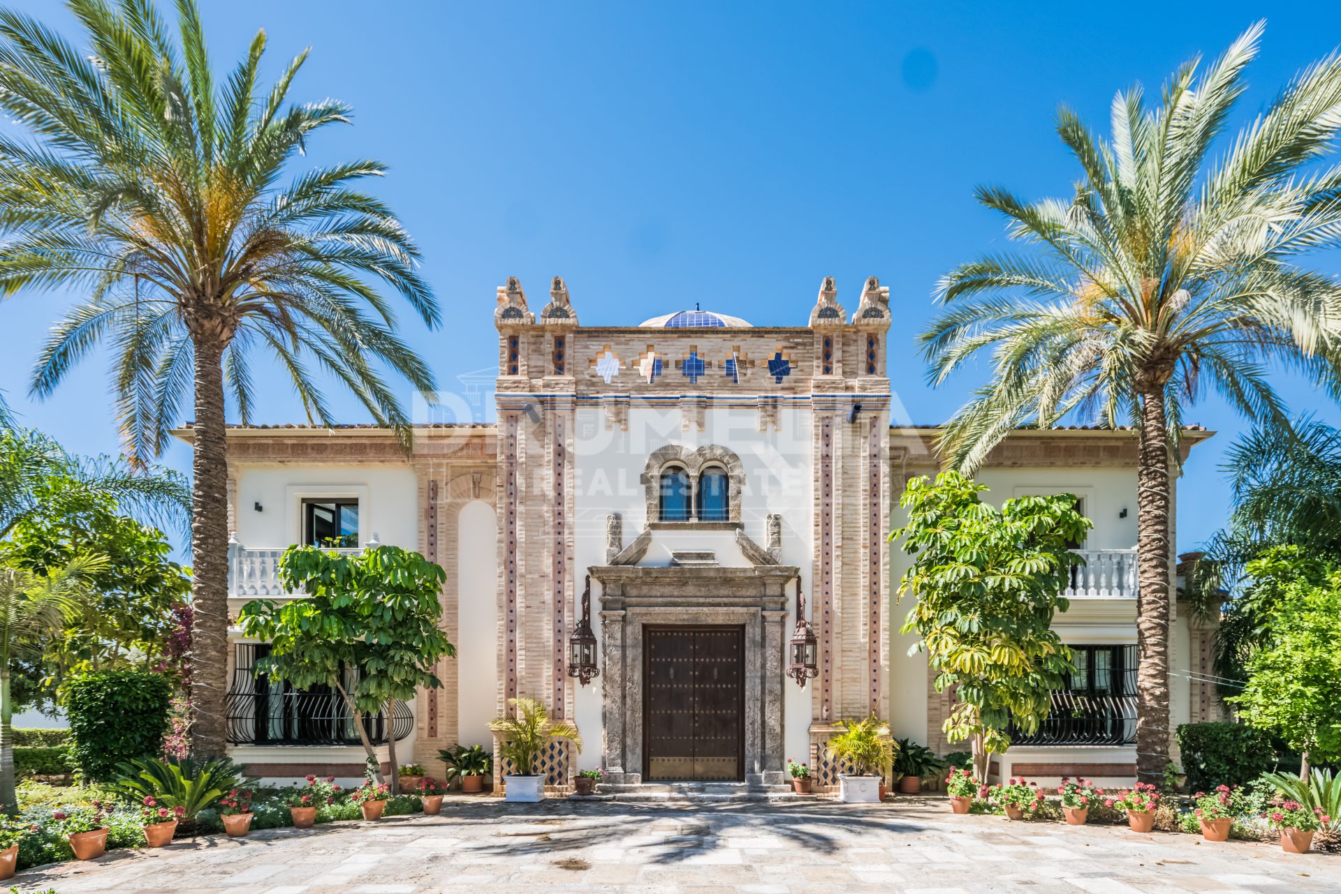 Super Stunning Palatial Villa in Quinta de Sierra Blanca, Marbella