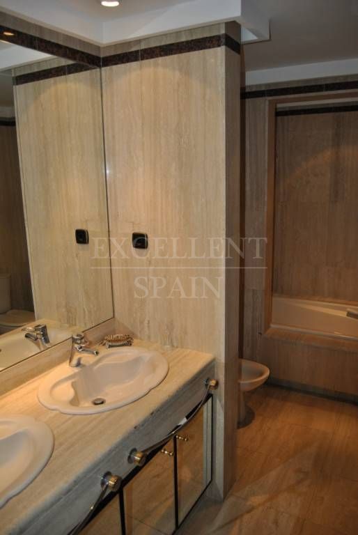 Apartment in Mare Nostrum, Marbella Centro