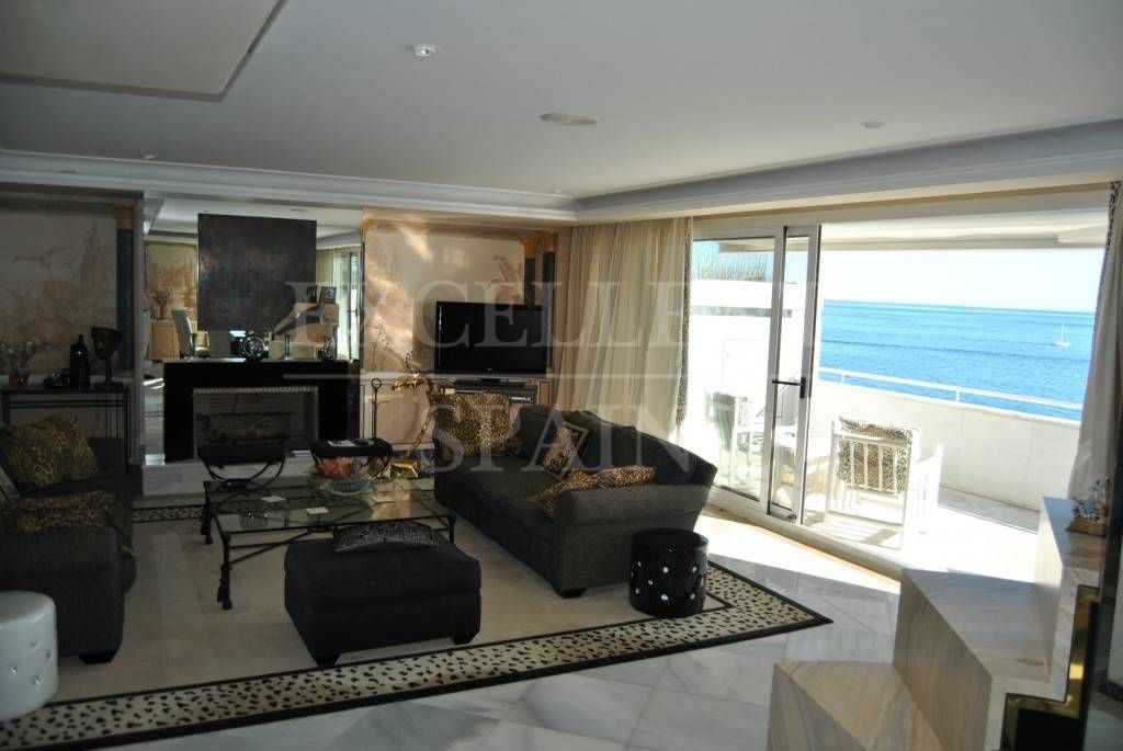 Apartment in Mare Nostrum, Marbella Centro