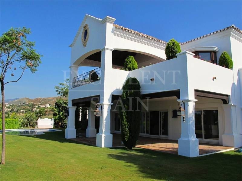 Villa en La Alqueria, Benahavis