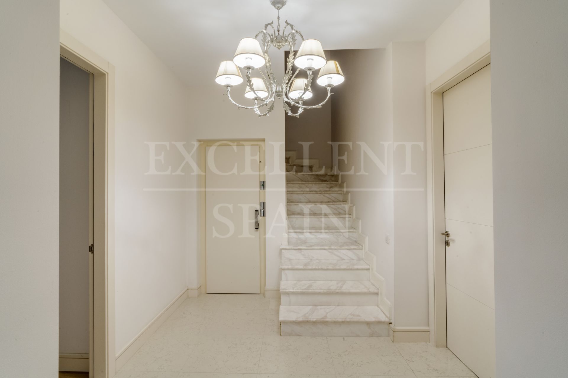 Villa in Lomas de Magna Marbella, Marbella Goldene Meile