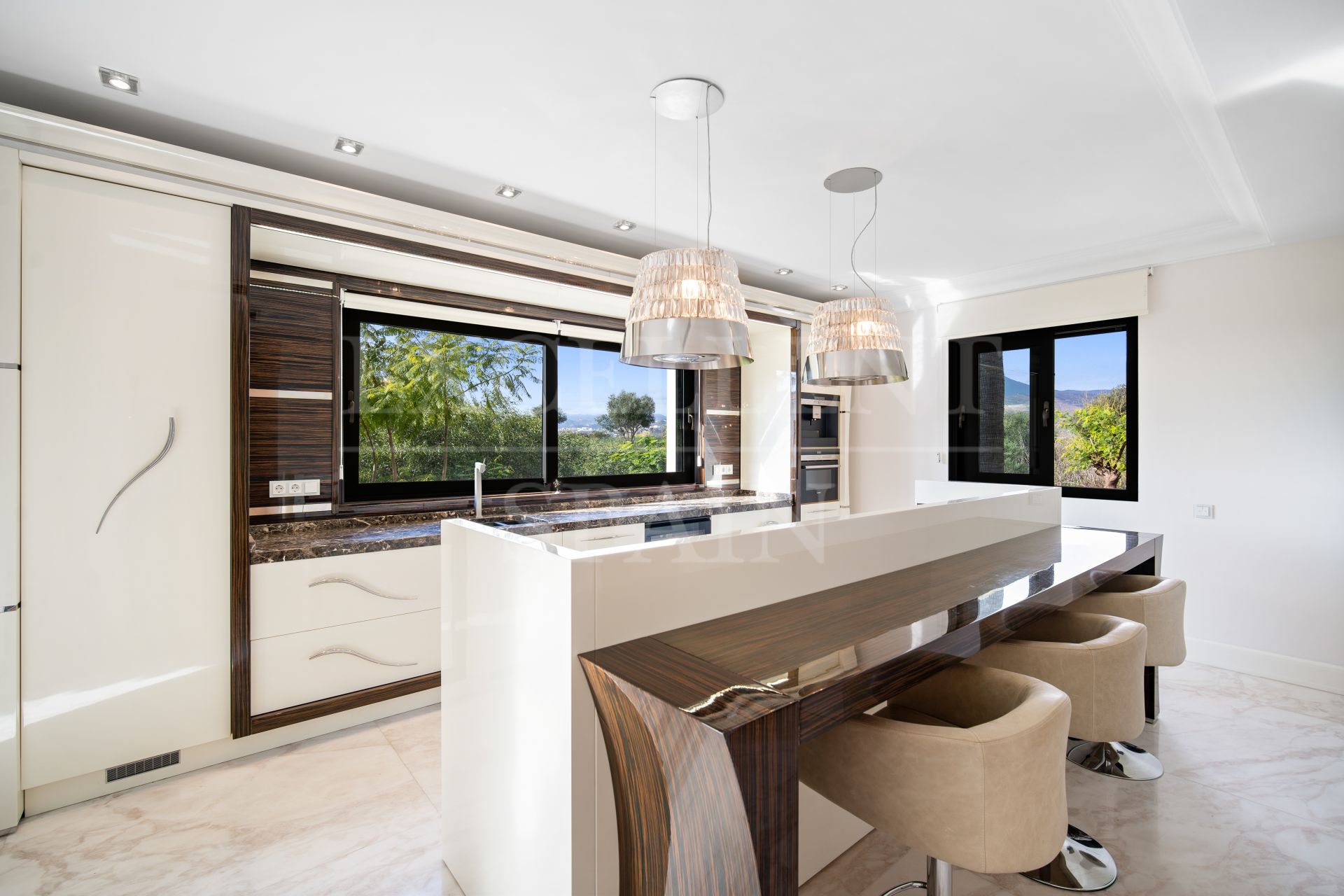 Villa in Lomas de Magna Marbella, Marbella Goldene Meile