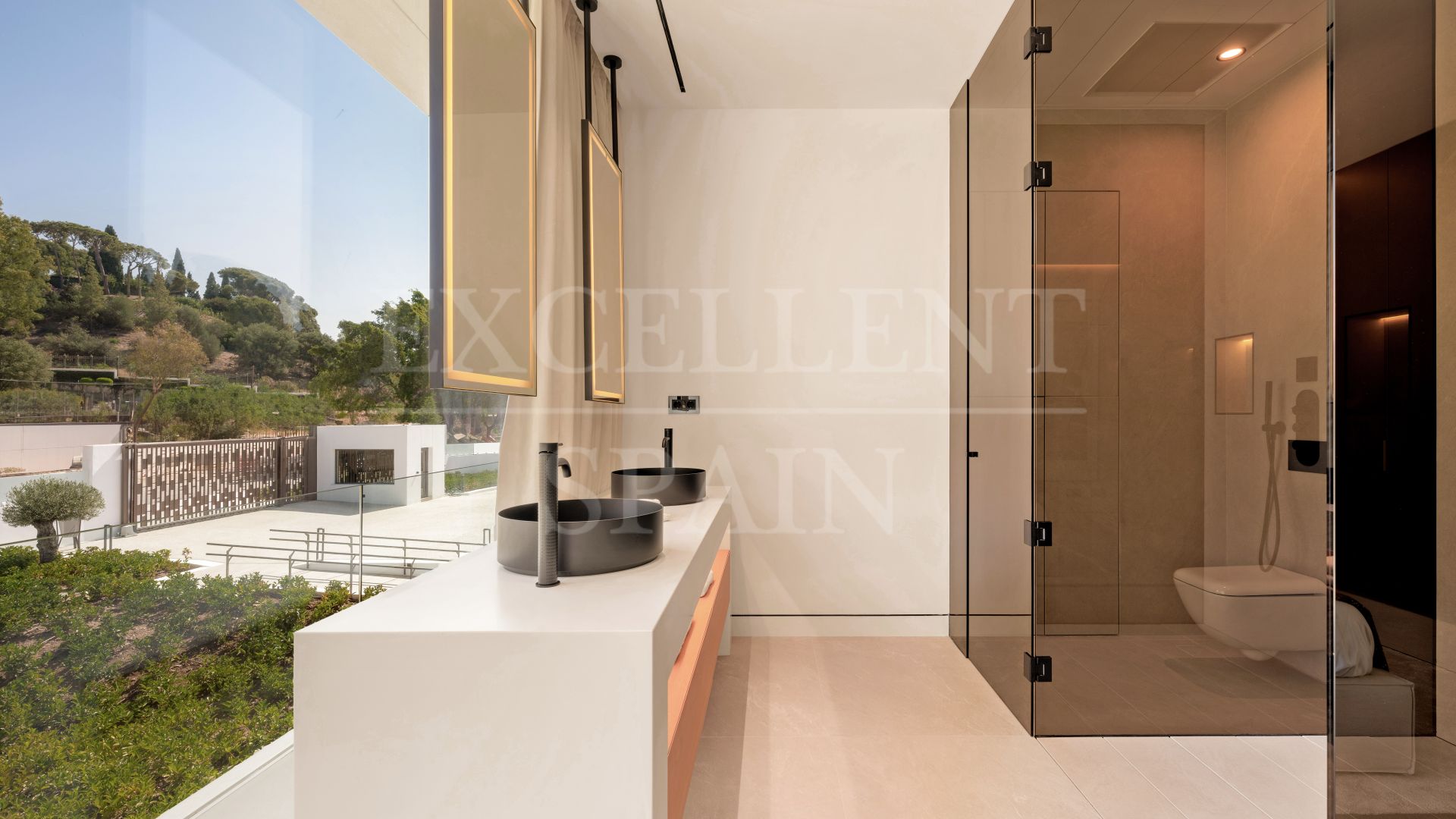 Semi Detached Villa in Vilas 12, Marbella Golden Mile