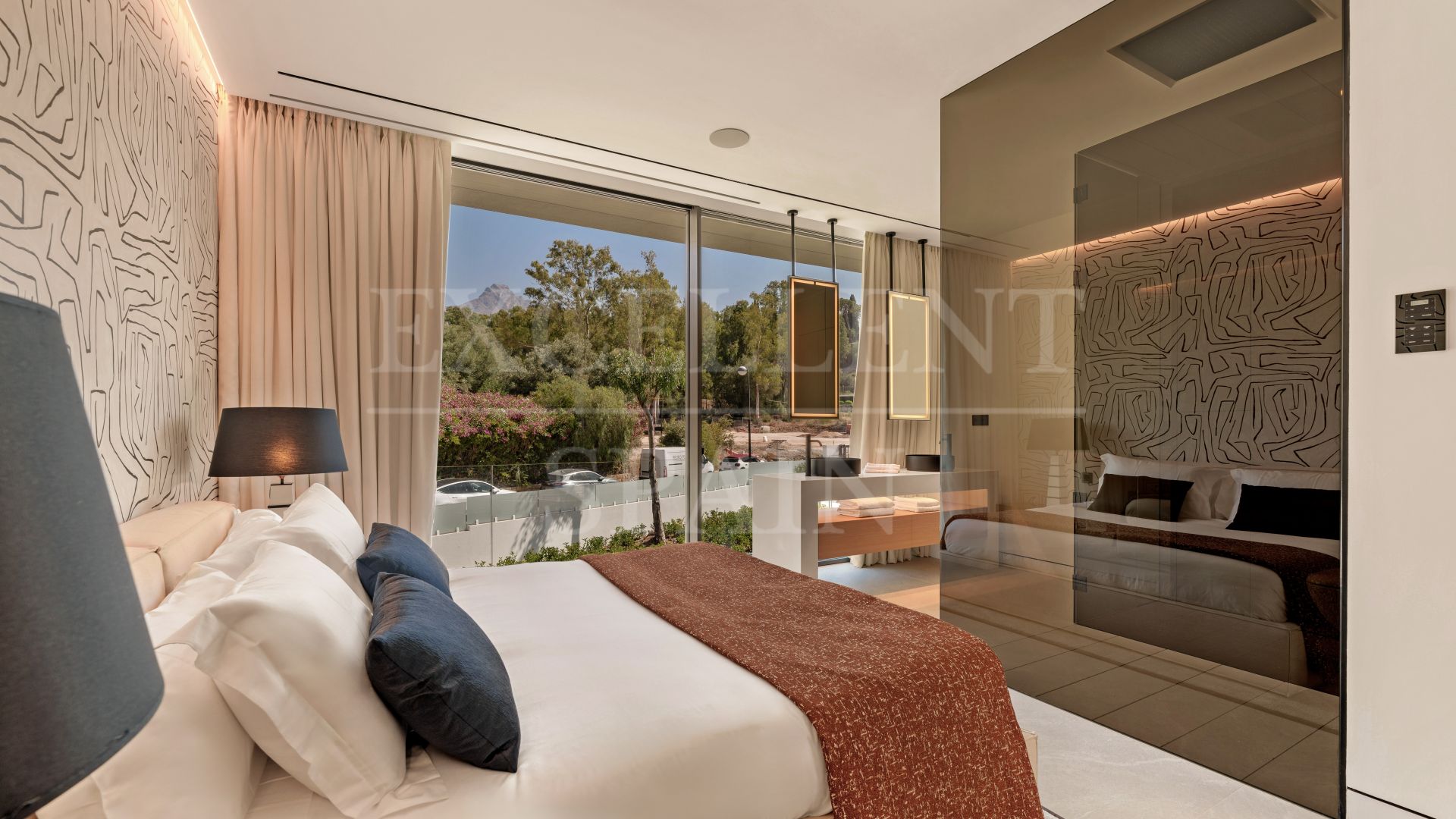 Semi Detached Villa in Vilas 12, Marbella Golden Mile