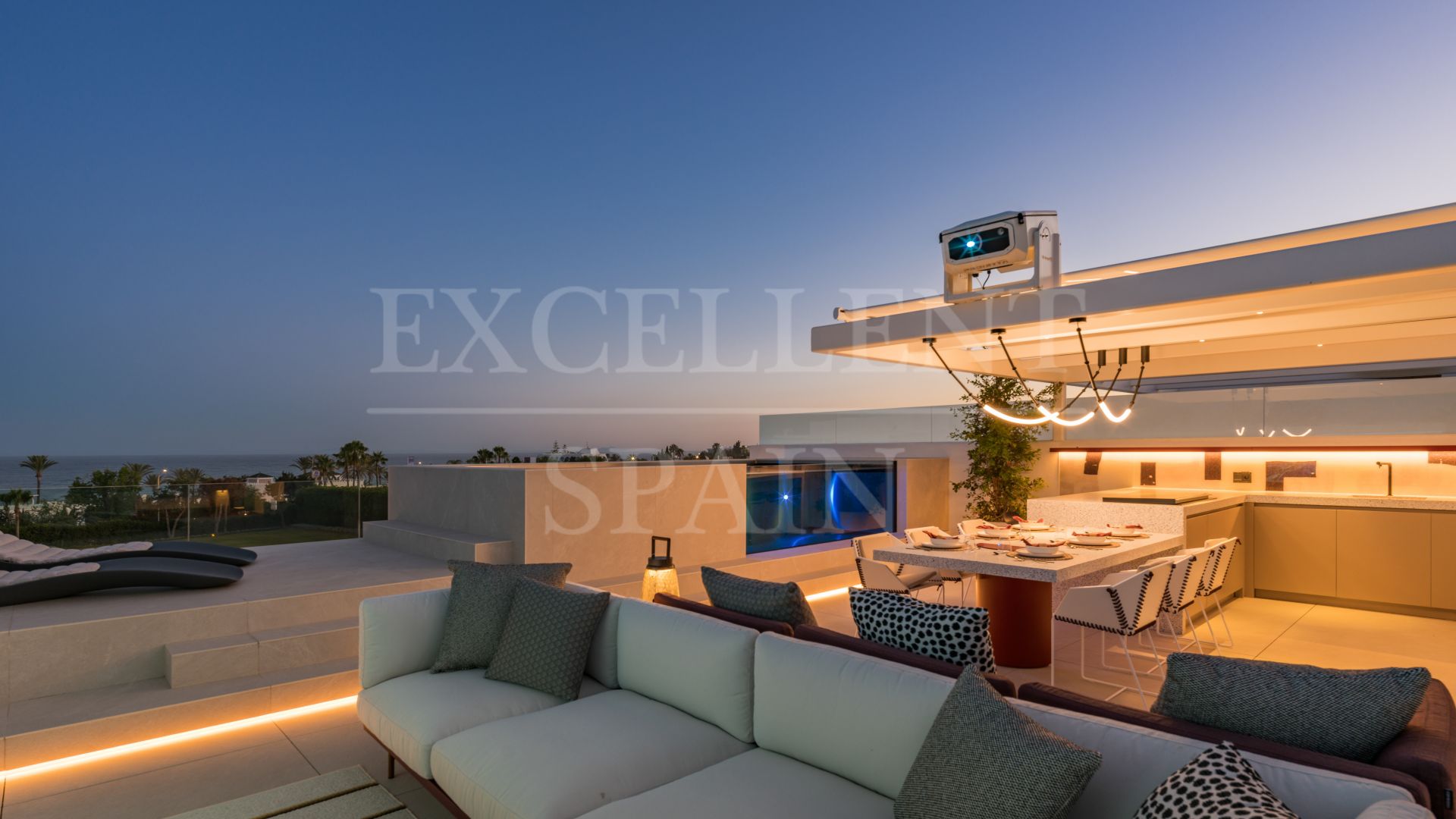 Semi Detached Villa in Vilas 12, Marbella Golden Mile