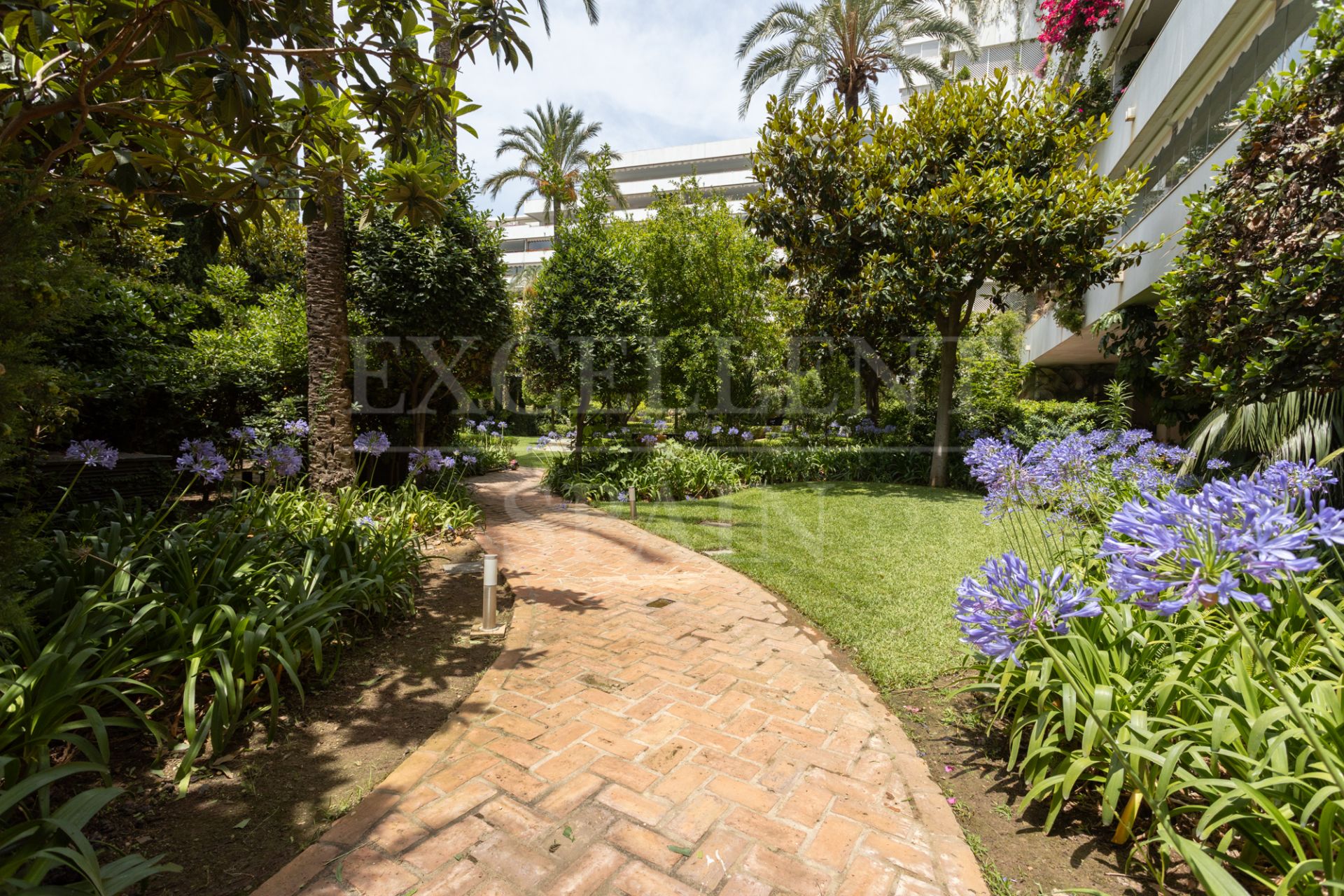 Apartment in Don Gonzalo, Marbella Centro
