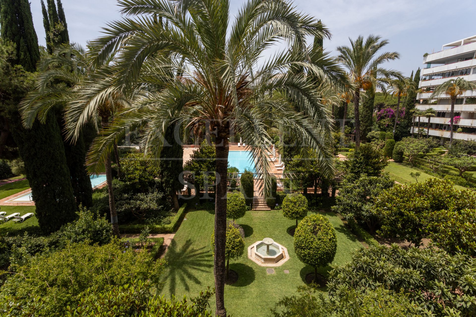 Apartment in Don Gonzalo, Marbella Centro