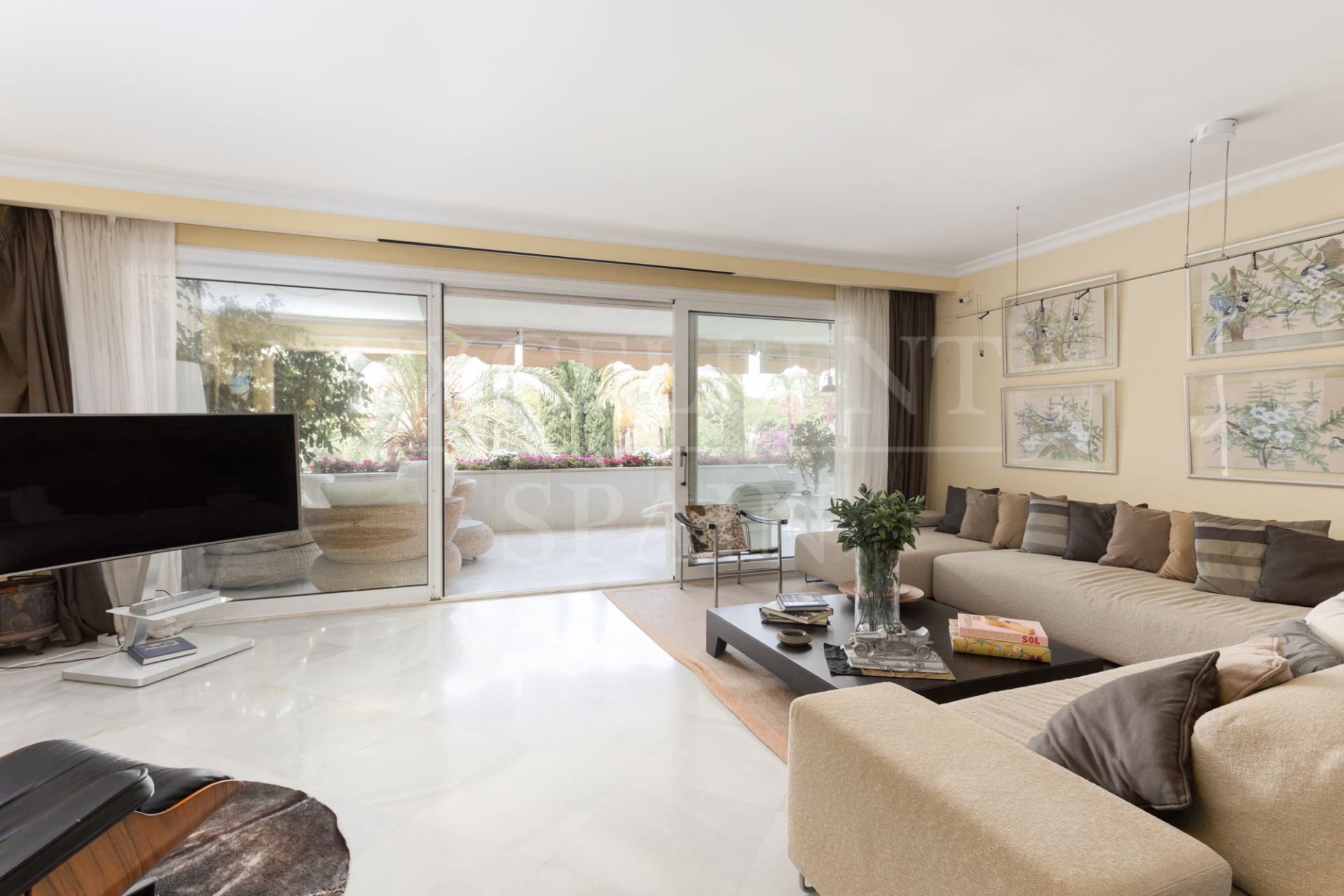 Apartment in Don Gonzalo, Marbella Centro