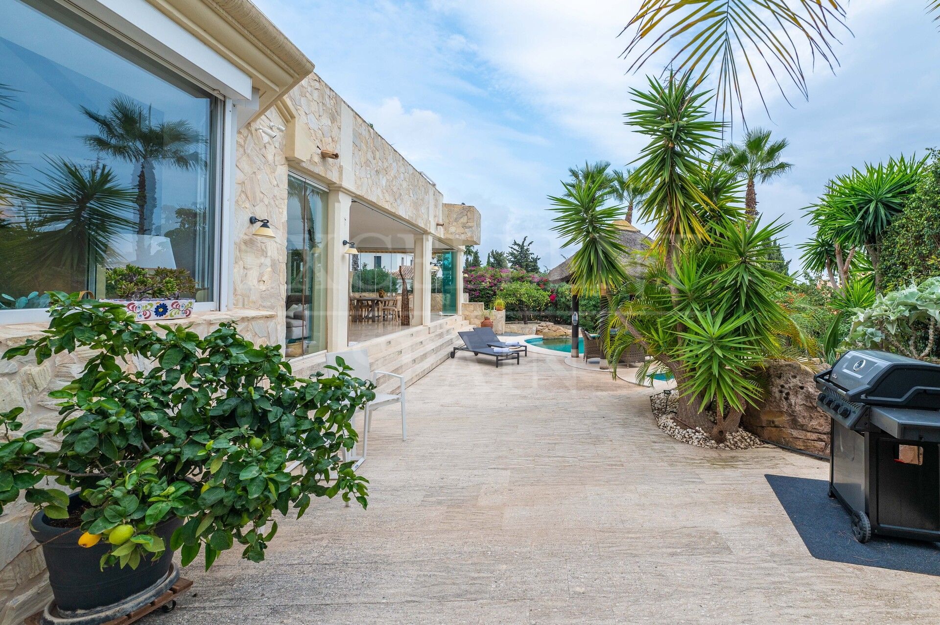 Вилла в Elviria, Восточная Марбелья