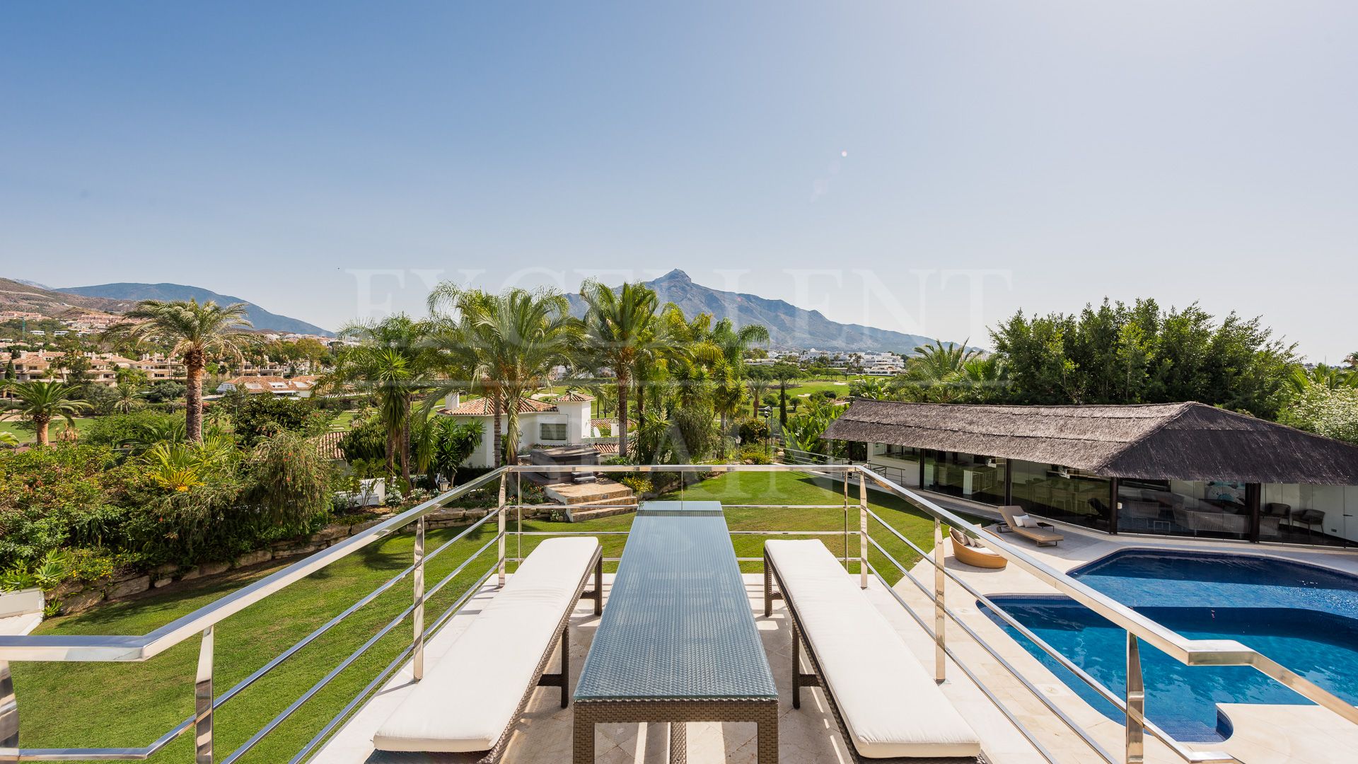 Вилла в Las Brisas, Новая Андалусия