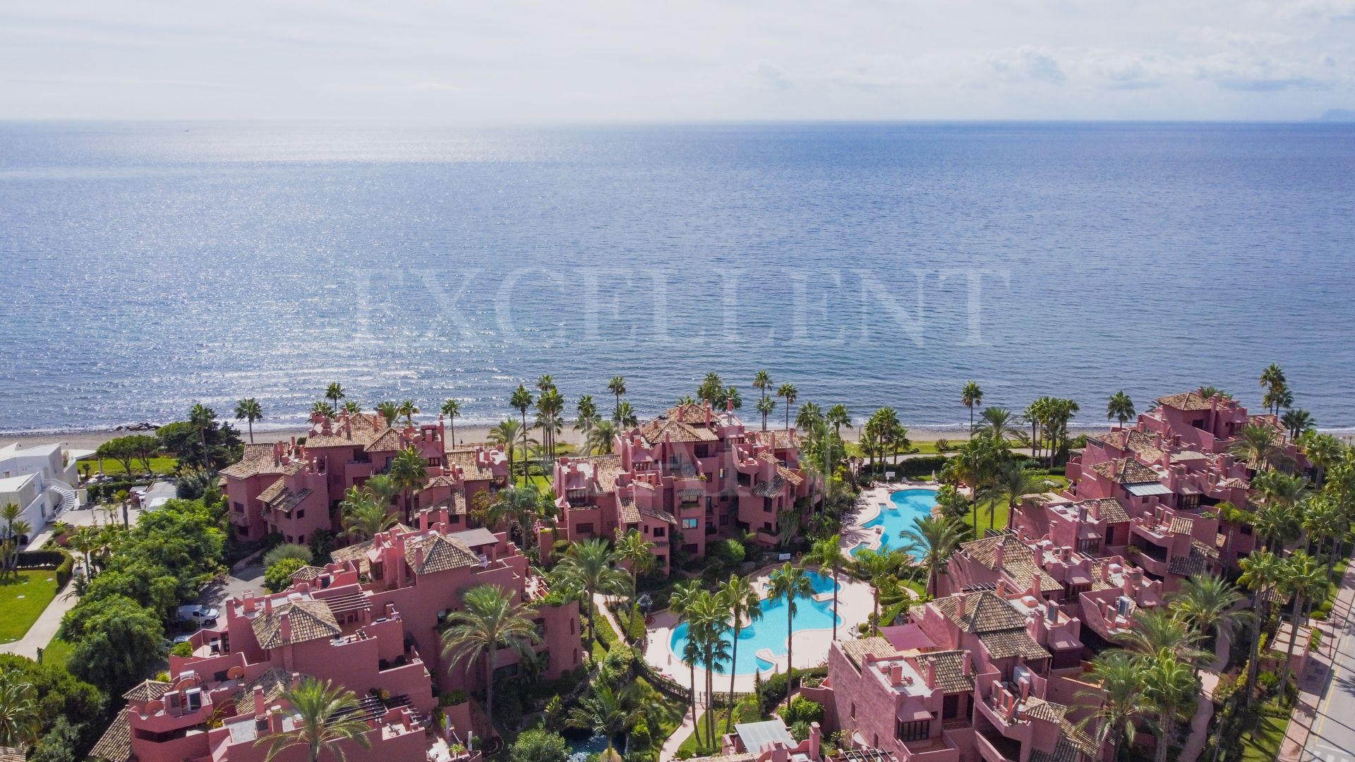 Пентхаус дуплекс в Menara Beach, Эстепона