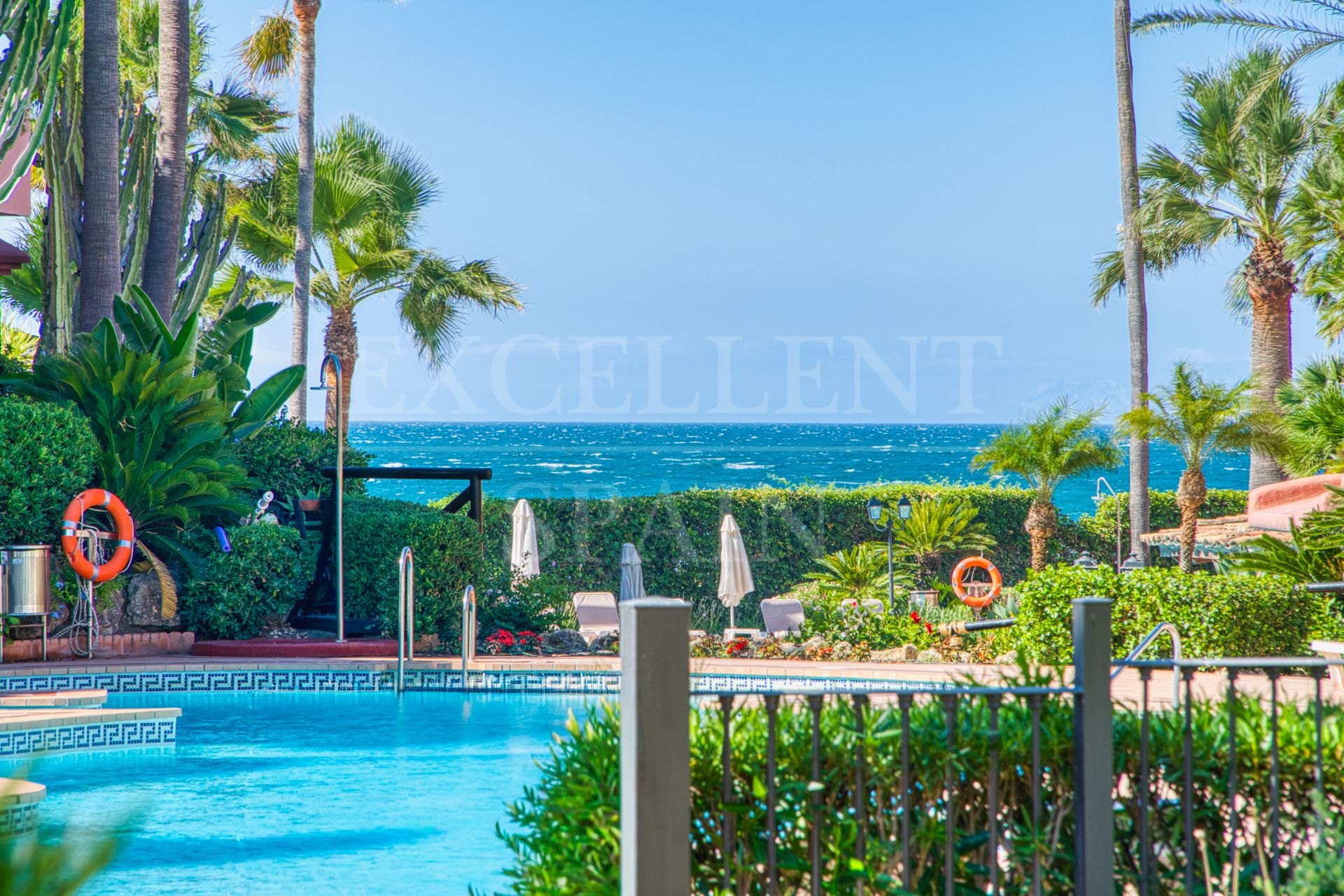Duplex Penthouse in Menara Beach, Estepona