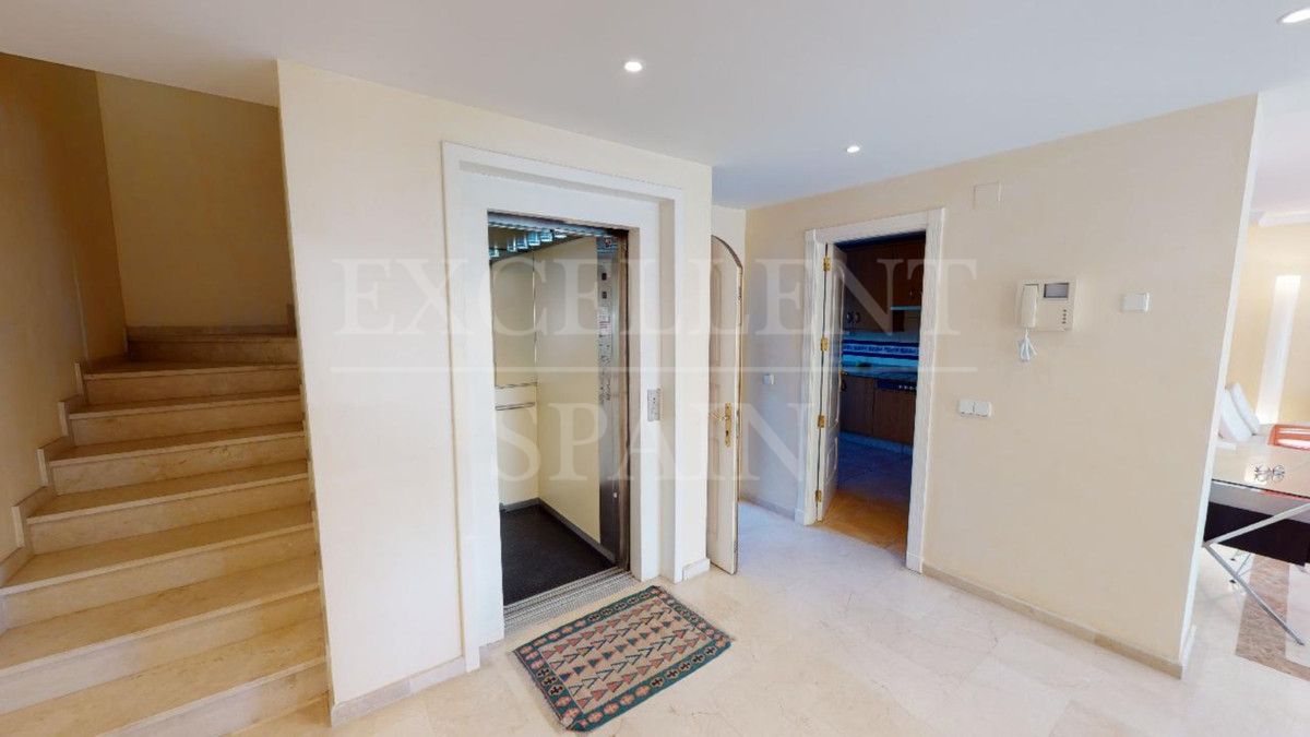 Penthouse in Los Monteros Palm Beach, Marbella East
