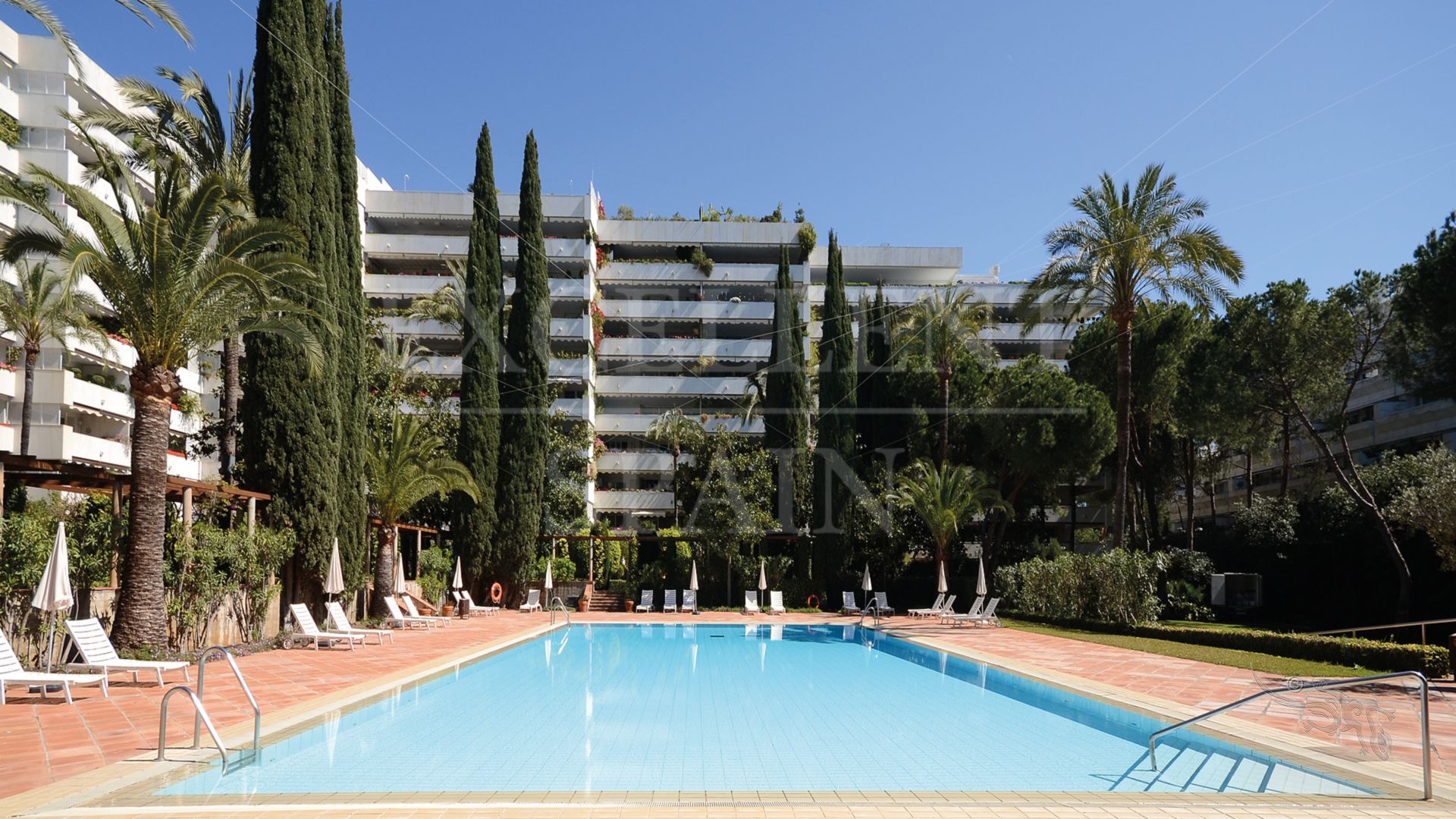 Apartamento en Don Gonzalo, Marbella centro
