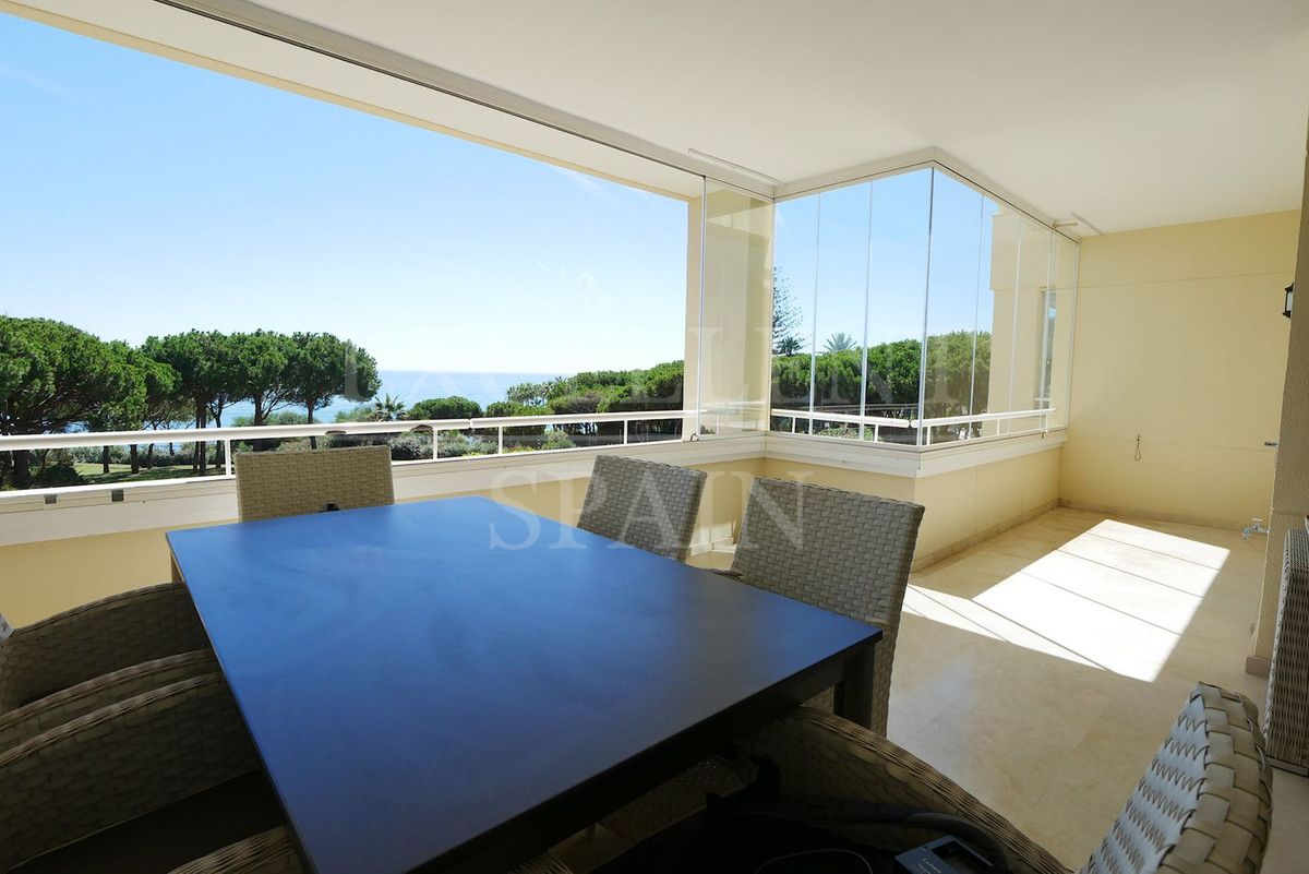 Apartment in Los Granados de Cabopino, Marbella East