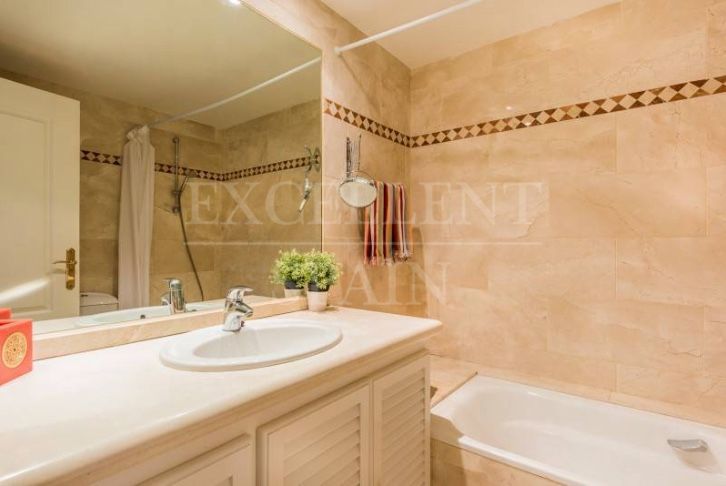 Apartamento en Magna Marbella, Nueva Andalucia