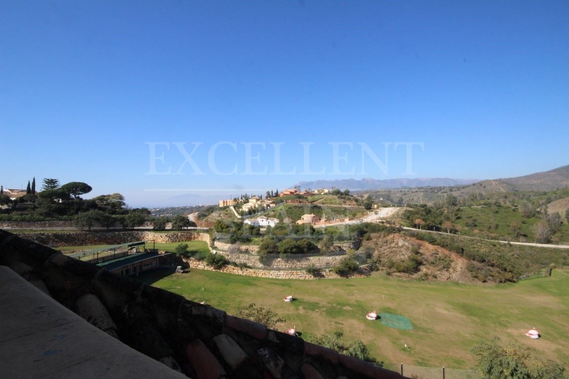 Penthouse in Elviria Hills, Marbella East