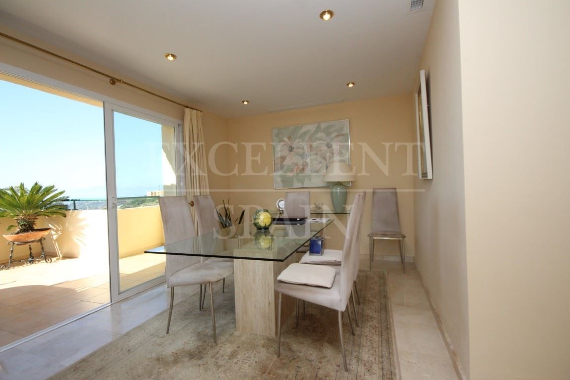 Penthouse in Elviria Hills, Marbella East